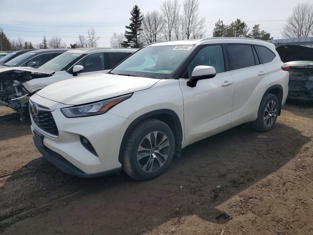 2020 Toyota Highlander Xle - zdjęcie główne