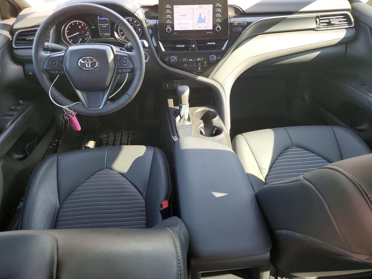 2024 Toyota Camry Se - zdjęcie 8