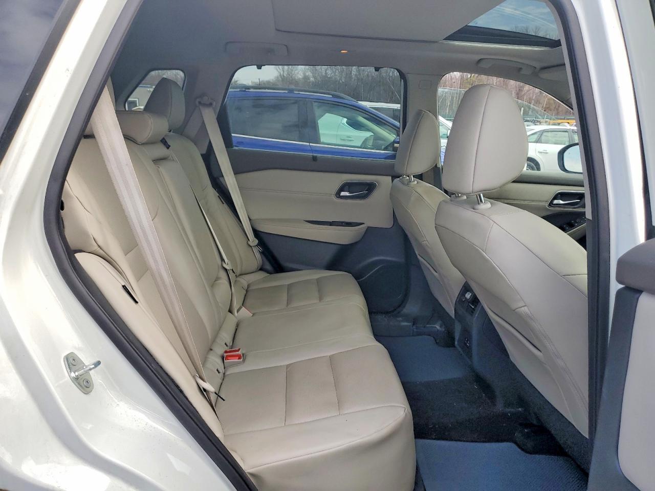 2021 Nissan Rogue Sv - zdjęcie 11