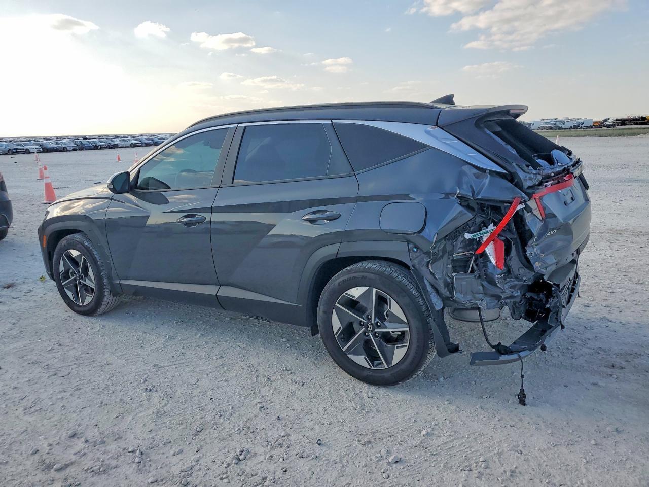 2025 Hyundai Tucson Sel Convenience - zdjęcie 2