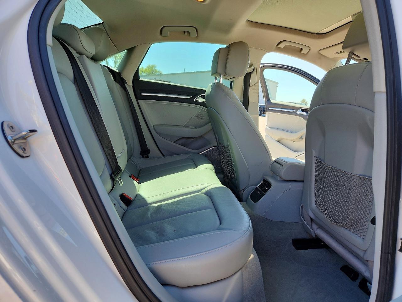 2016 Audi A3 Premium Plus - zdjęcie 10