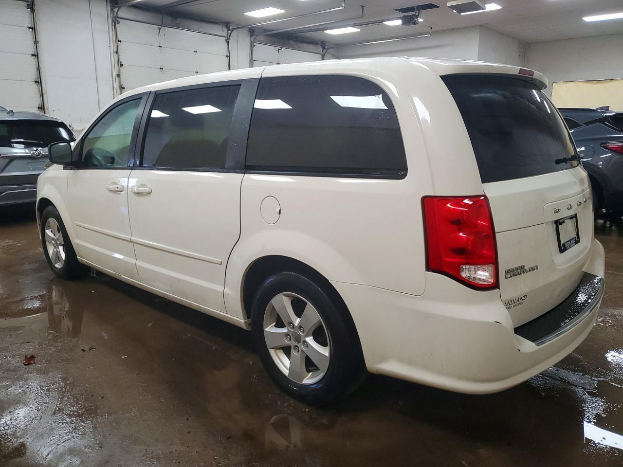 2013 Dodge Grand Caravan Se - zdjęcie 2