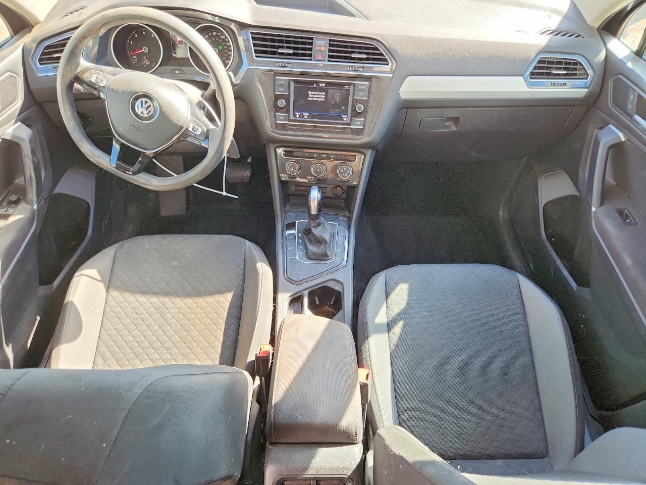 2020 Volkswagen Tiguan S - zdjęcie 8