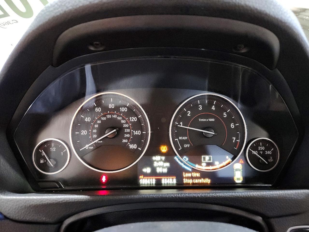 2014 BMW 335 Xi - zdjęcie 9