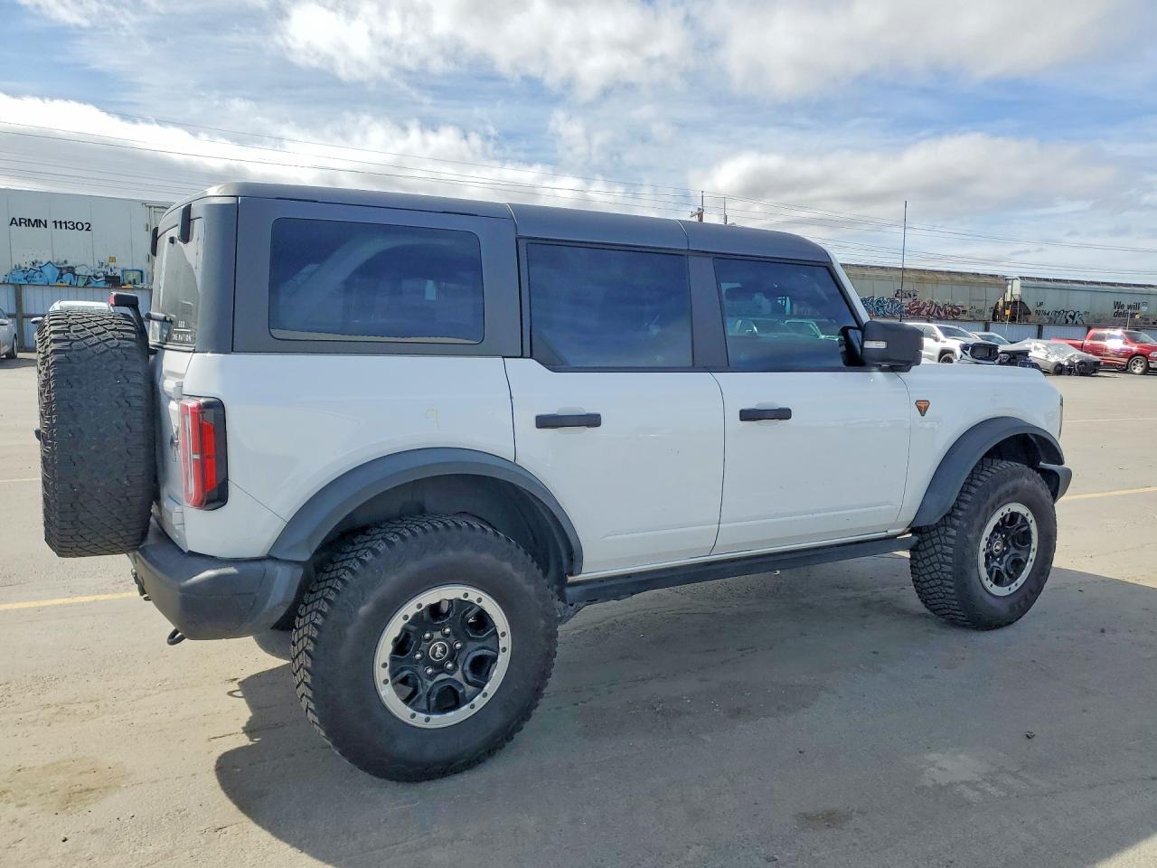 2023 Ford Bronco Base - zdjęcie 3