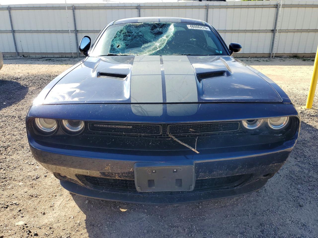 2016 Dodge Challenger Sxt - zdjęcie 5