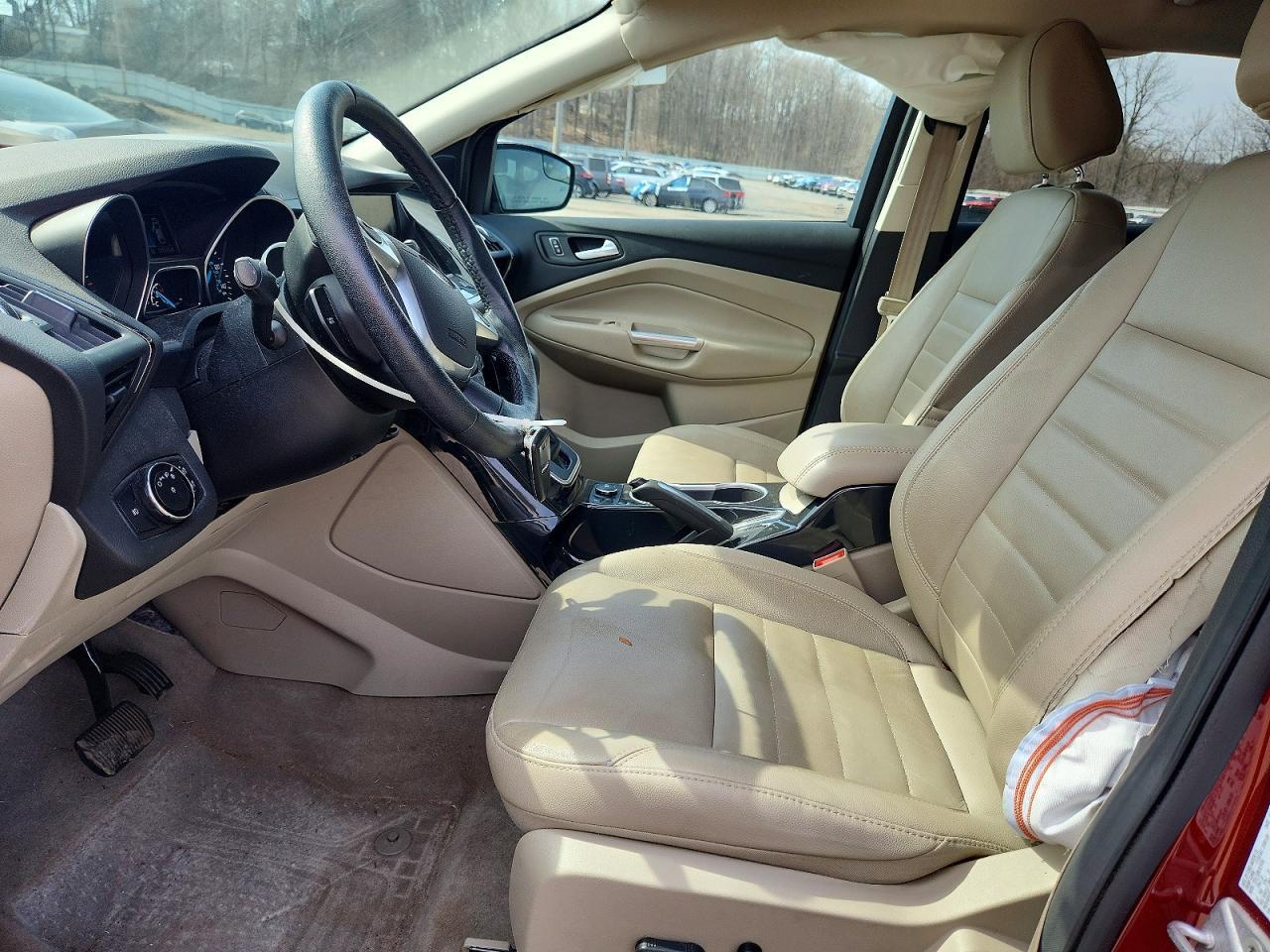 2014 Ford Escape Titanium - zdjęcie 7