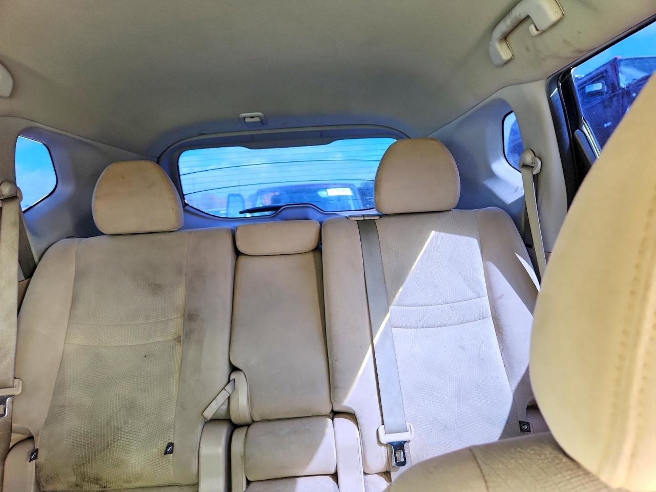 2016 Nissan Rogue S - zdjęcie 10