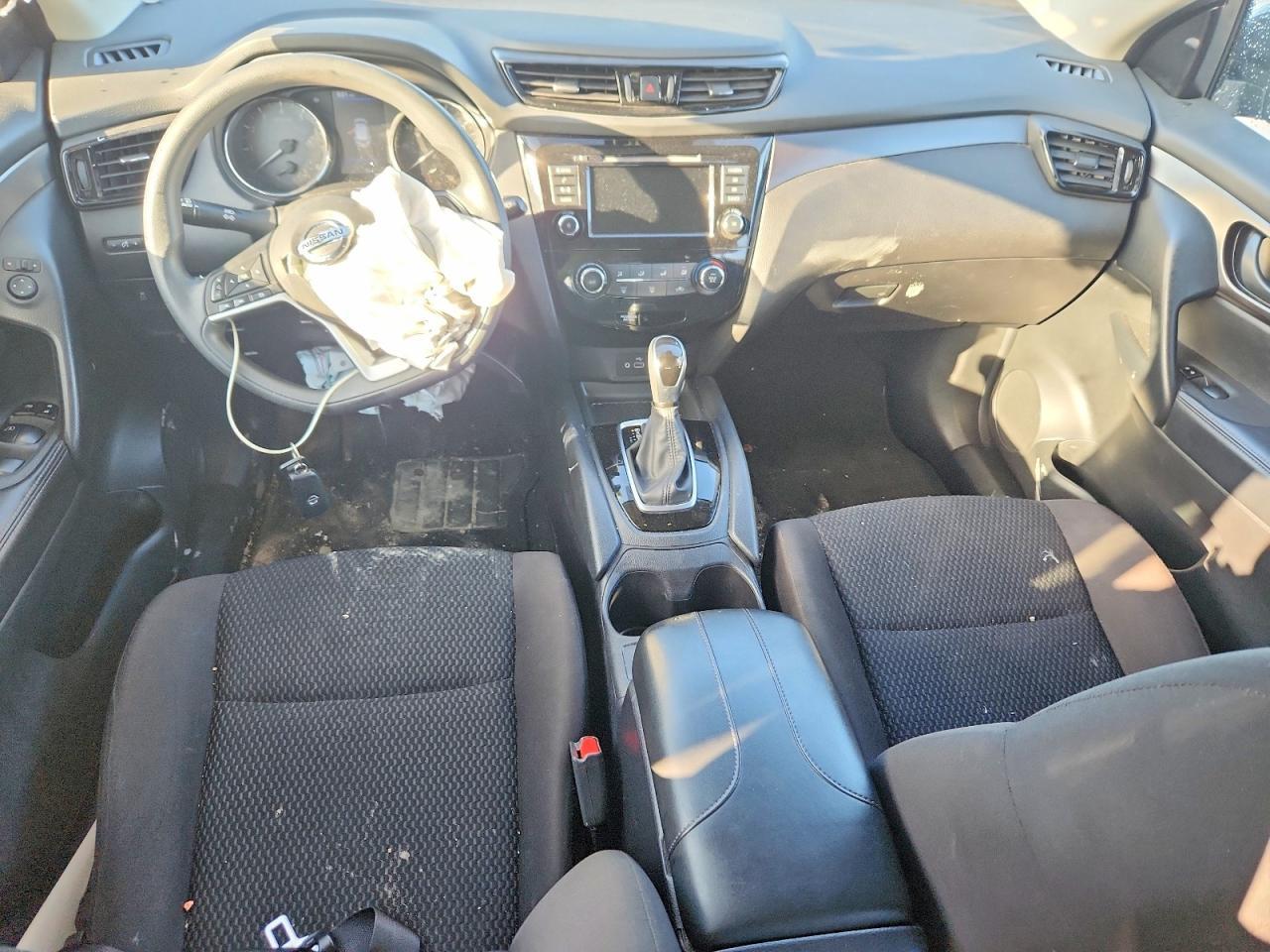 2021 Nissan Rogue Sport S - zdjęcie 8