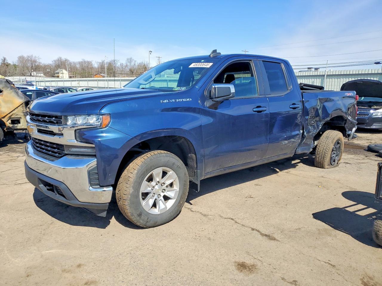 2020 Chevrolet Silverado K1500 Lt - zdjęcie główne