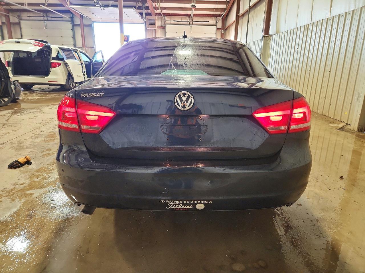 2013 Volkswagen Passat S - zdjęcie 6