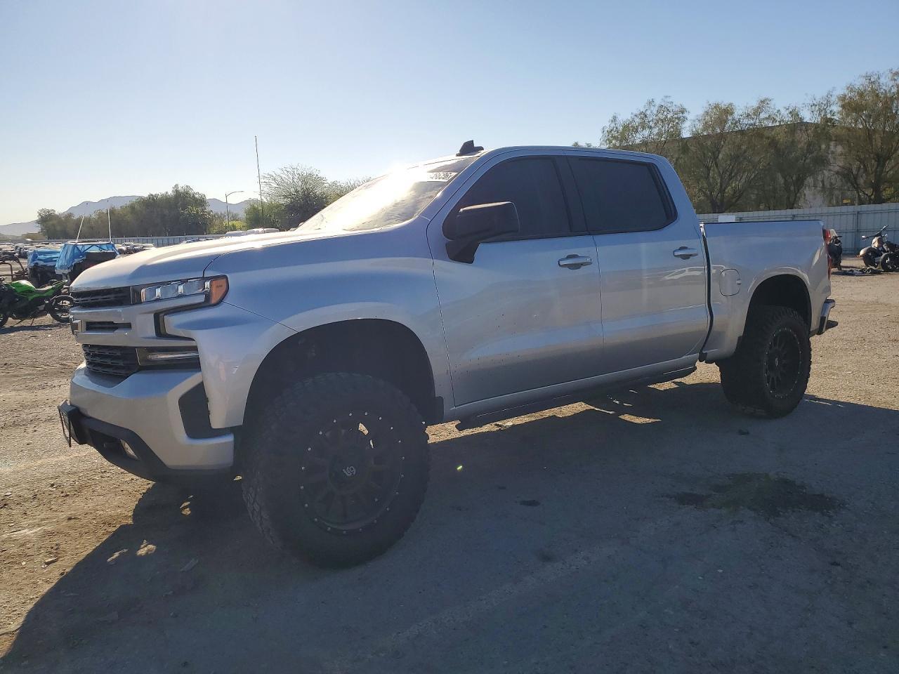 2020 Chevrolet Silverado C1500 Rst - zdjęcie główne