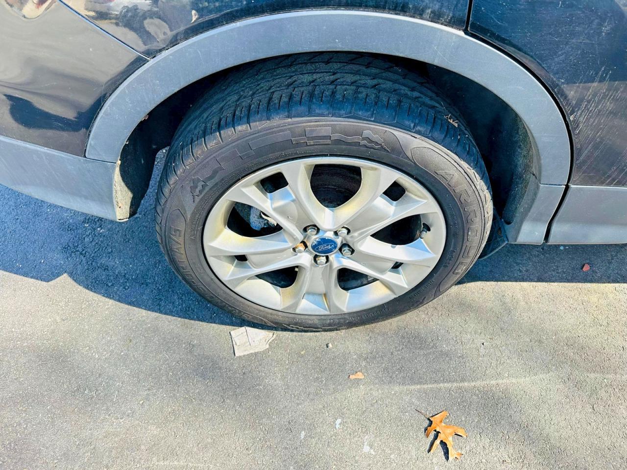 2014 Ford Escape Titanium - zdjęcie 8