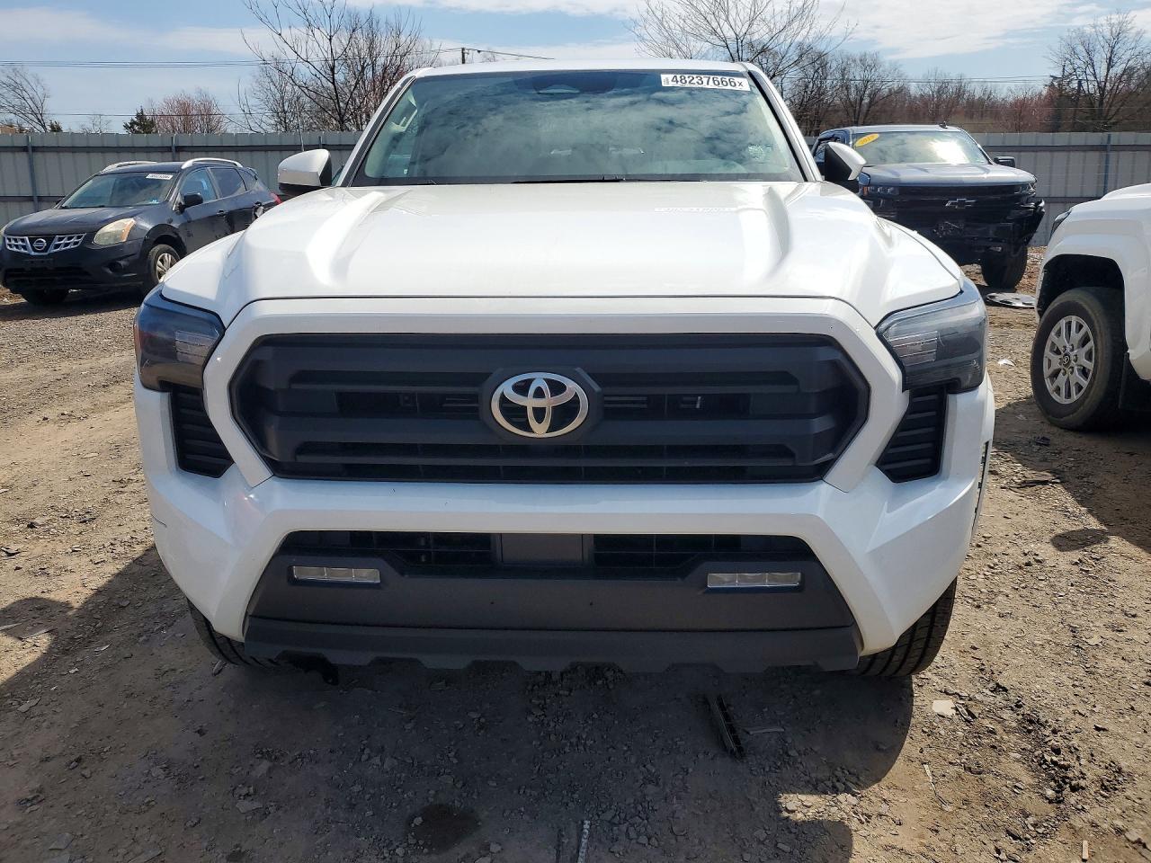 2025 Toyota Tacoma Sr5 - zdjęcie 5