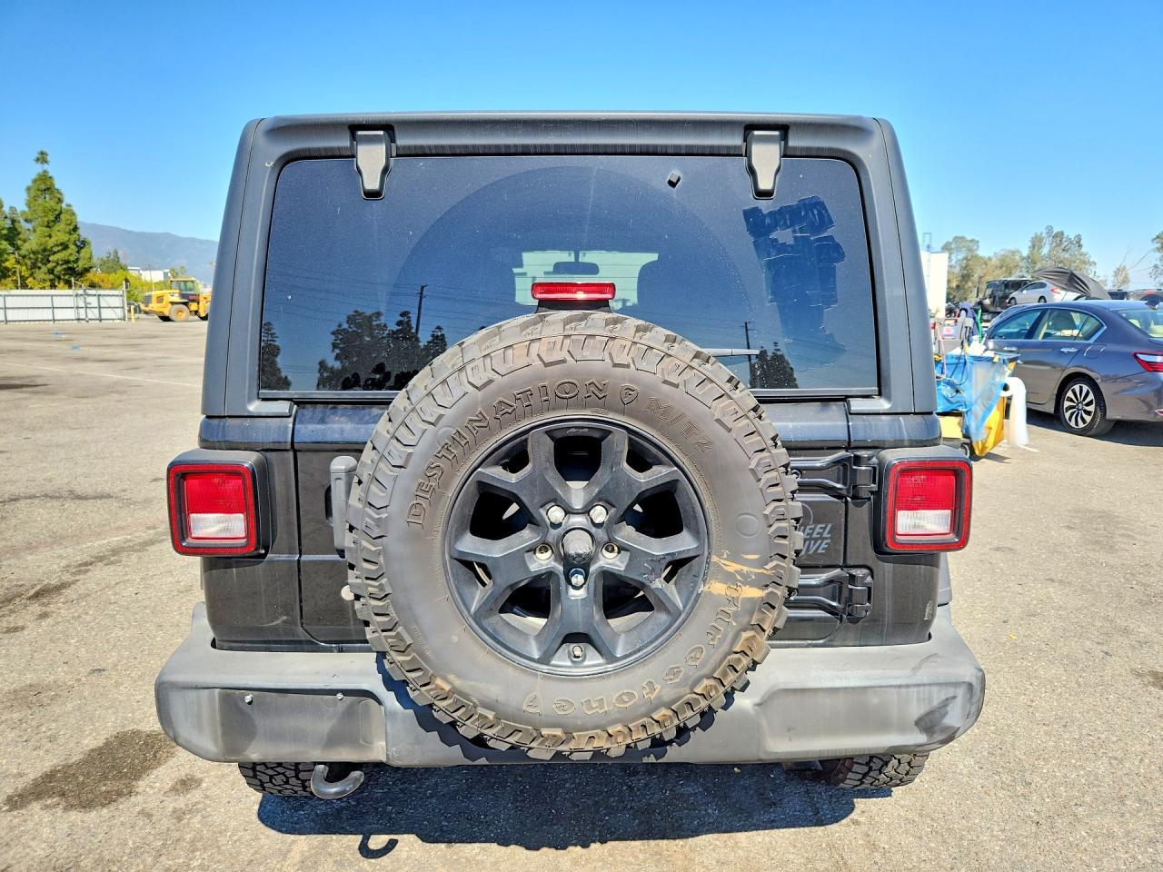 2020 Jeep Wrangler Unlimited Sport - zdjęcie 6