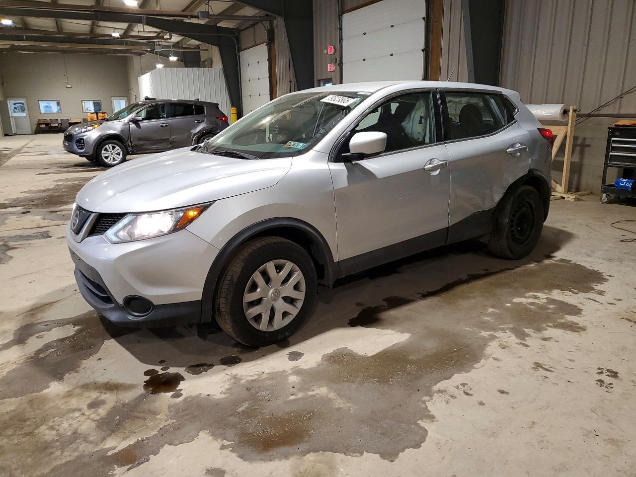 2019 Nissan Rogue Sport S - zdjęcie główne