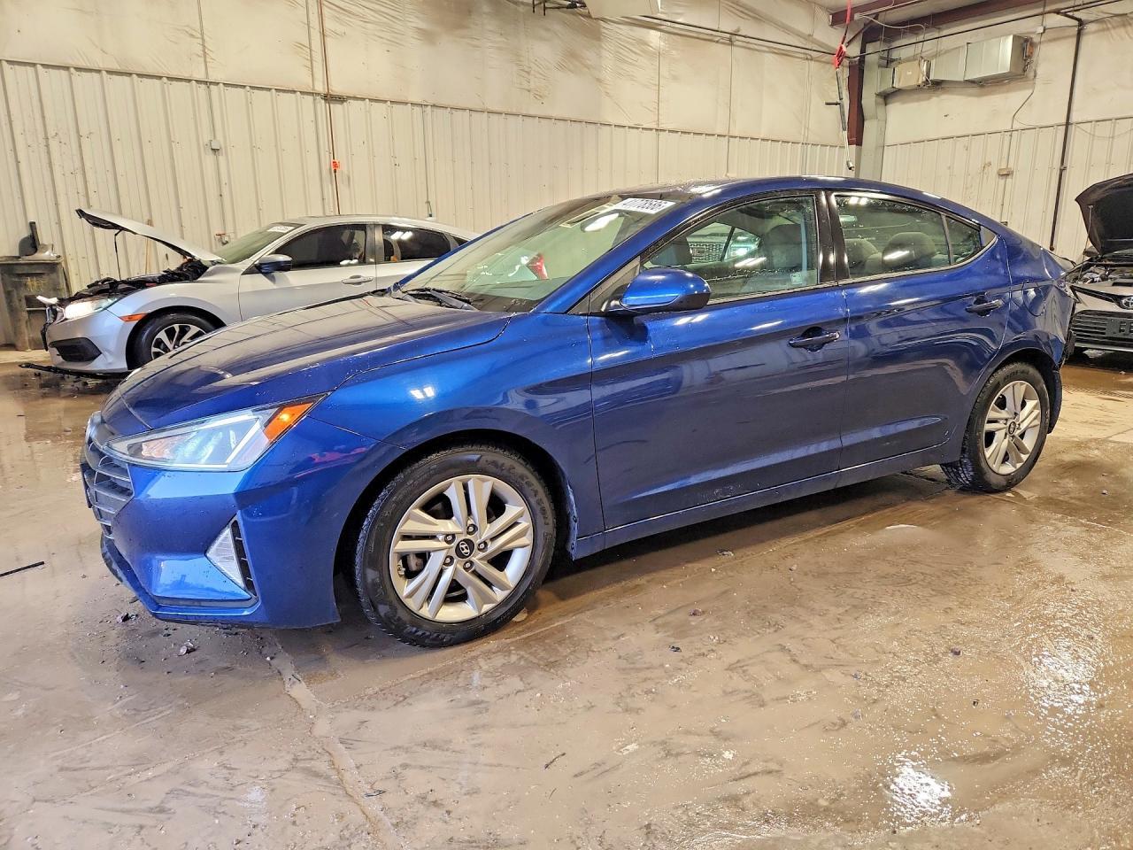 2020 Hyundai Elantra Sel - zdjęcie główne