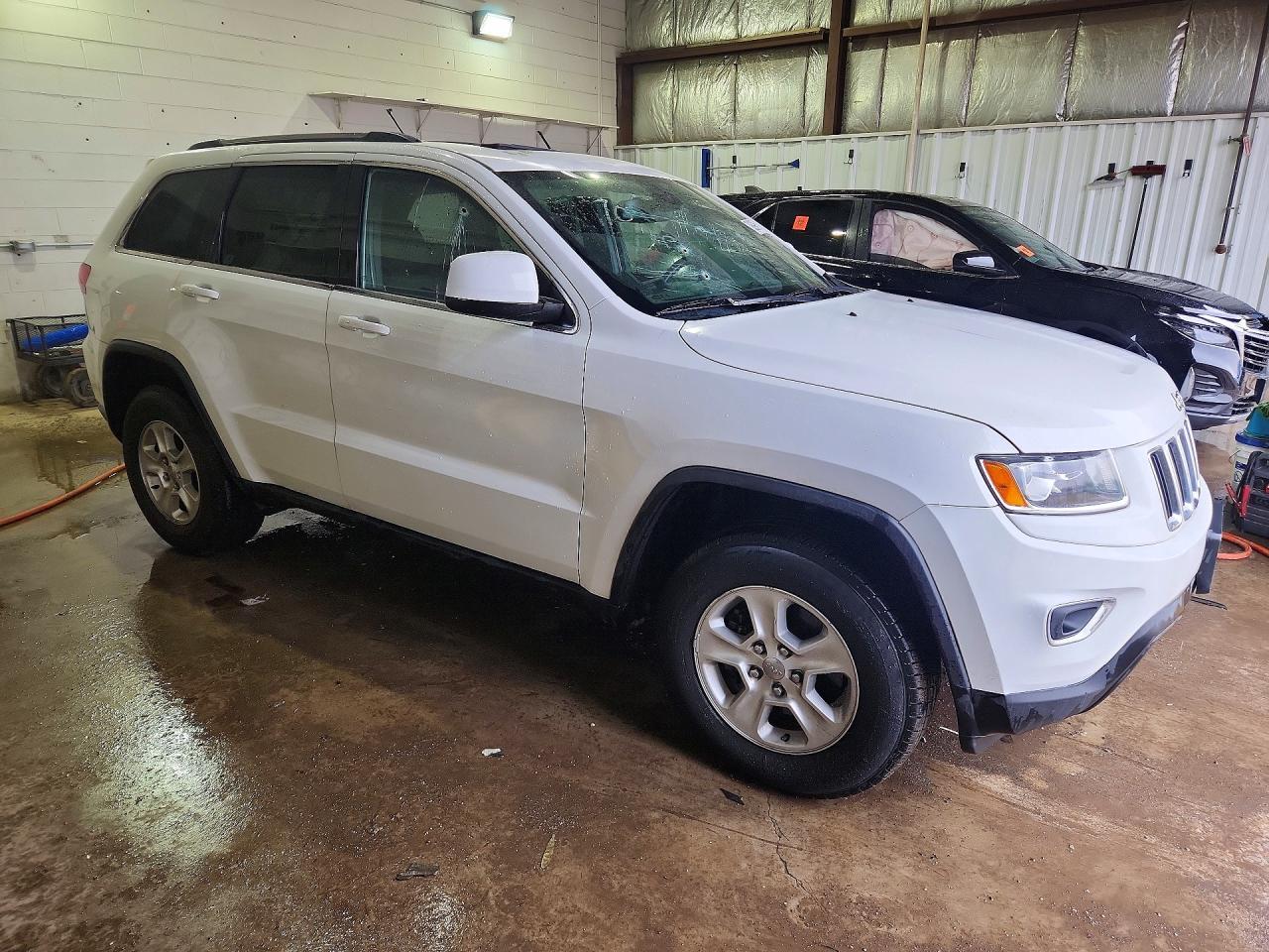 2015 Jeep Grand Cherokee Laredo - zdjęcie 4