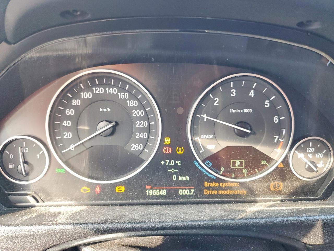 2014 BMW 320 I xDrive - zdjęcie 9