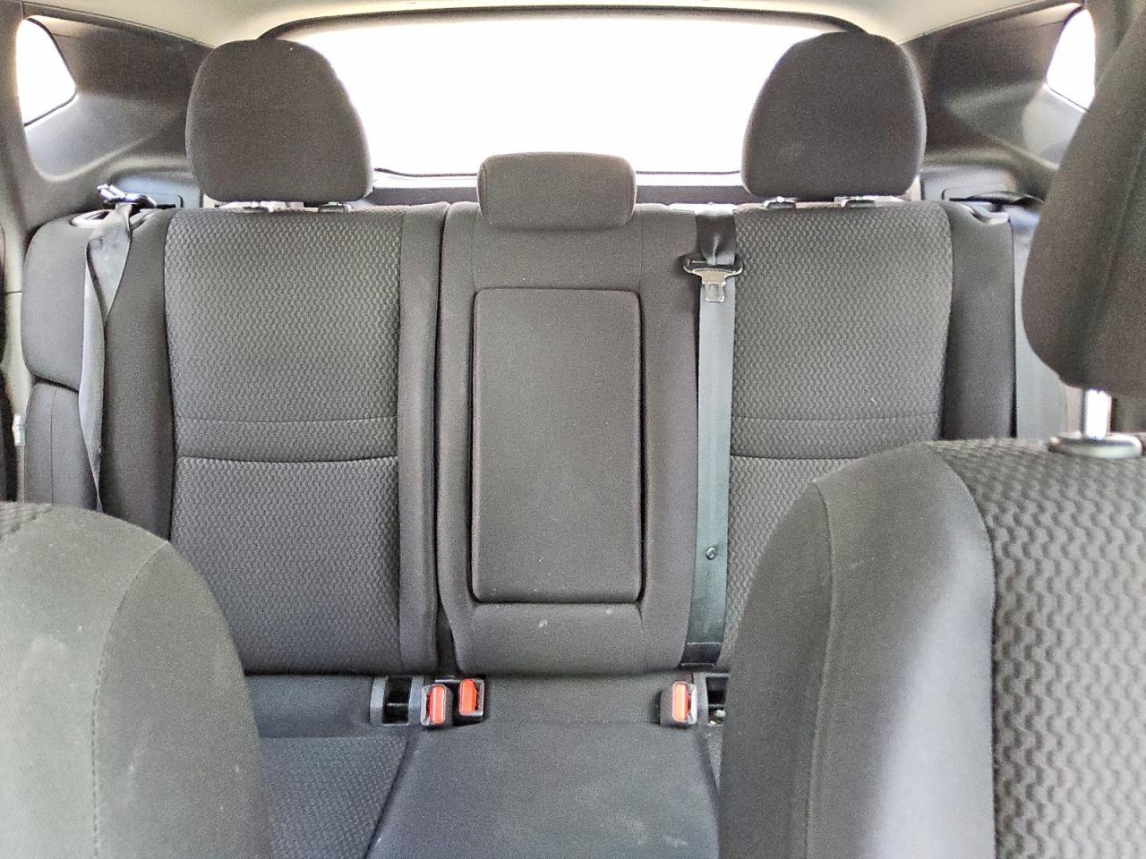 2020 Nissan Rogue Sport S - zdjęcie 10