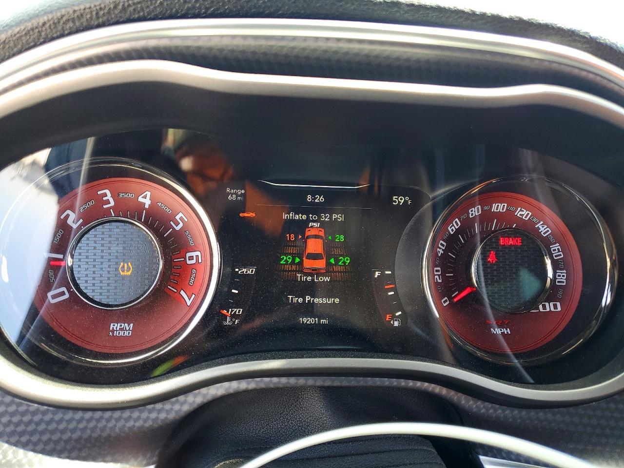 2015 Dodge Challenger Srt Hellcat - zdjęcie 9