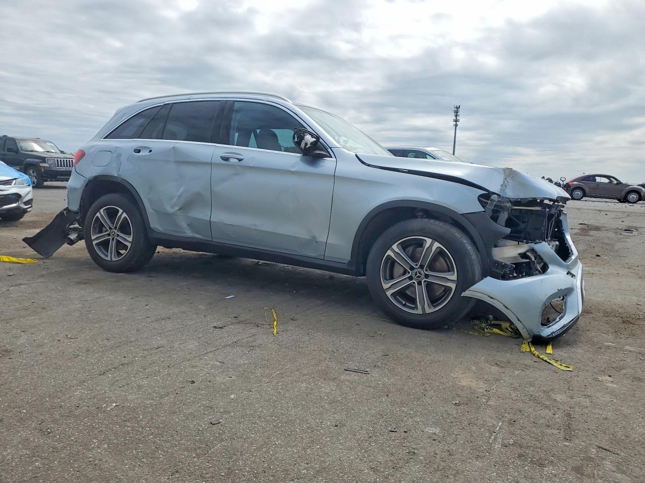 2017 Mercedes-Benz Glc 300 4Matic - zdjęcie 4