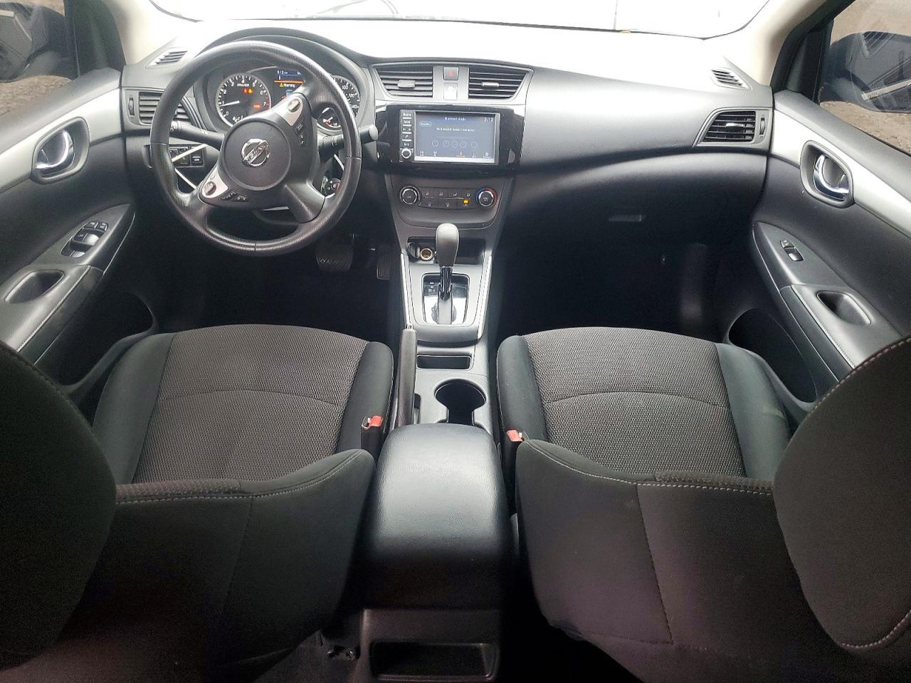 2019 Nissan Sentra S - zdjęcie 8