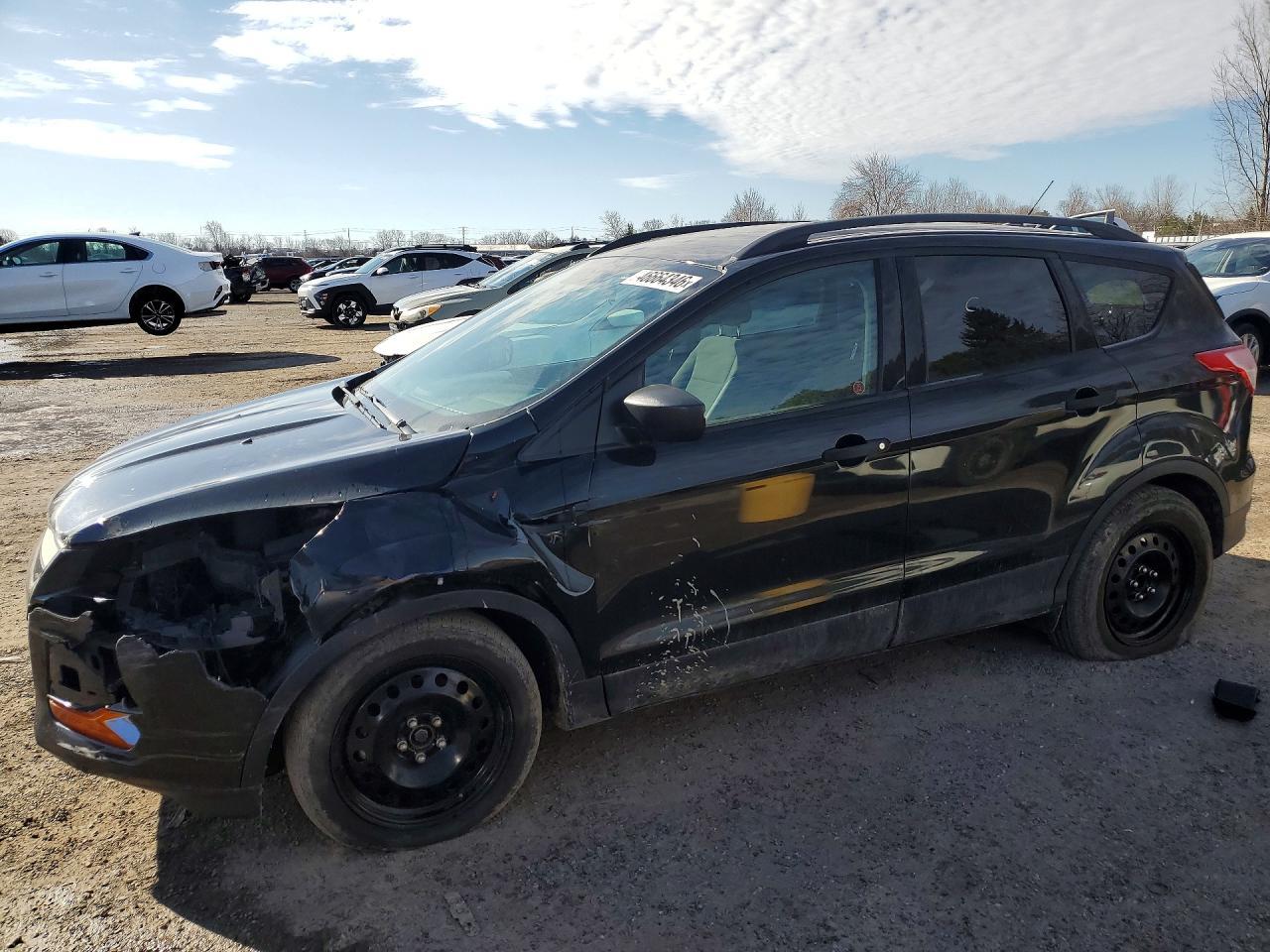 2015 Ford Escape S - zdjęcie główne