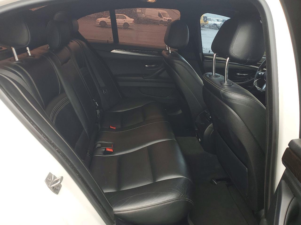 2016 BMW 528 I - zdjęcie 10