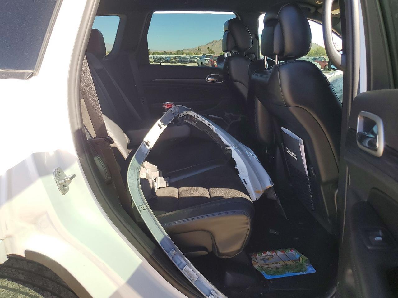 2019 Jeep Grand Cherokee Laredo - zdjęcie 11