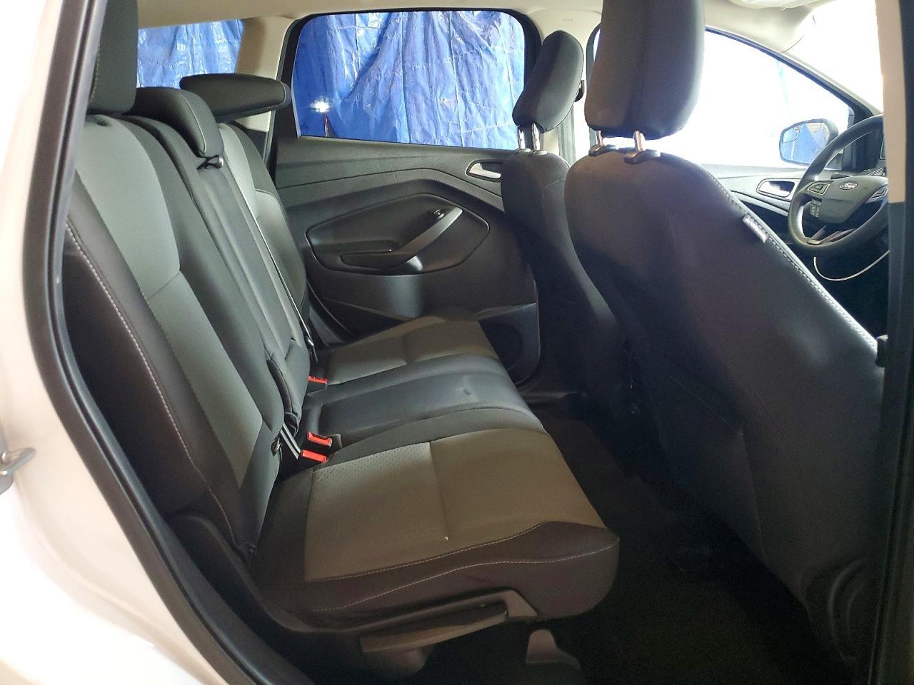 2018 Ford Escape - zdjęcie 10