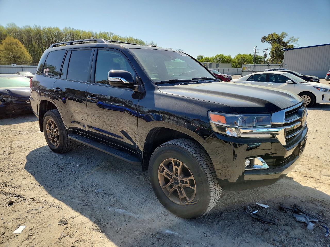 2021 Toyota Land Cruiser Heritage Edition - zdjęcie 4