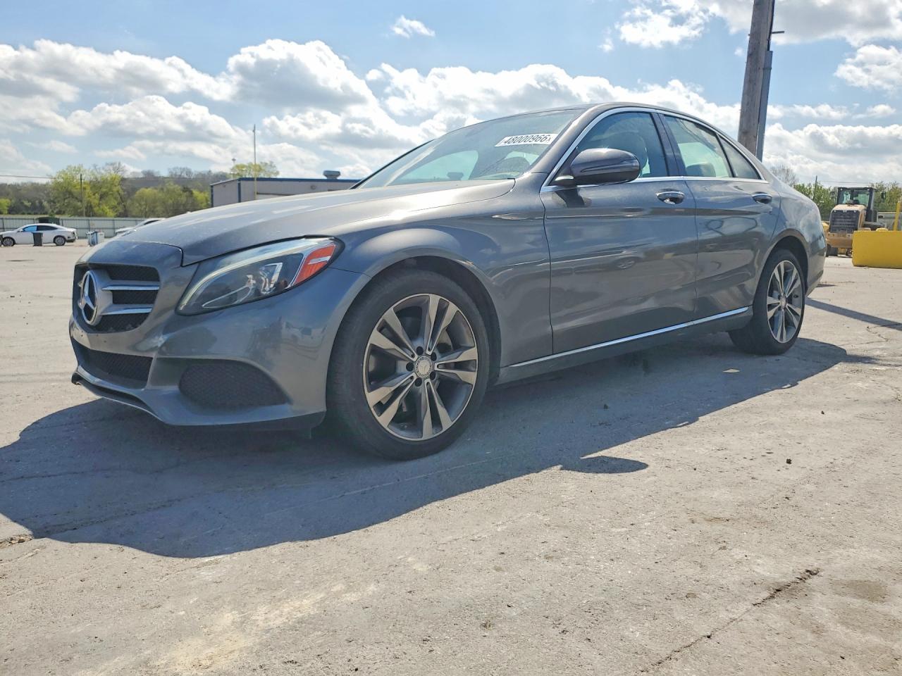 2017 Mercedes-Benz C 300 - zdjęcie główne