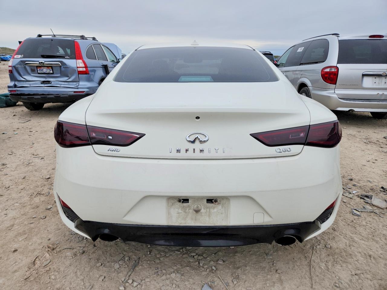 2018 Infiniti Q60 3.0T Luxe - zdjęcie 6