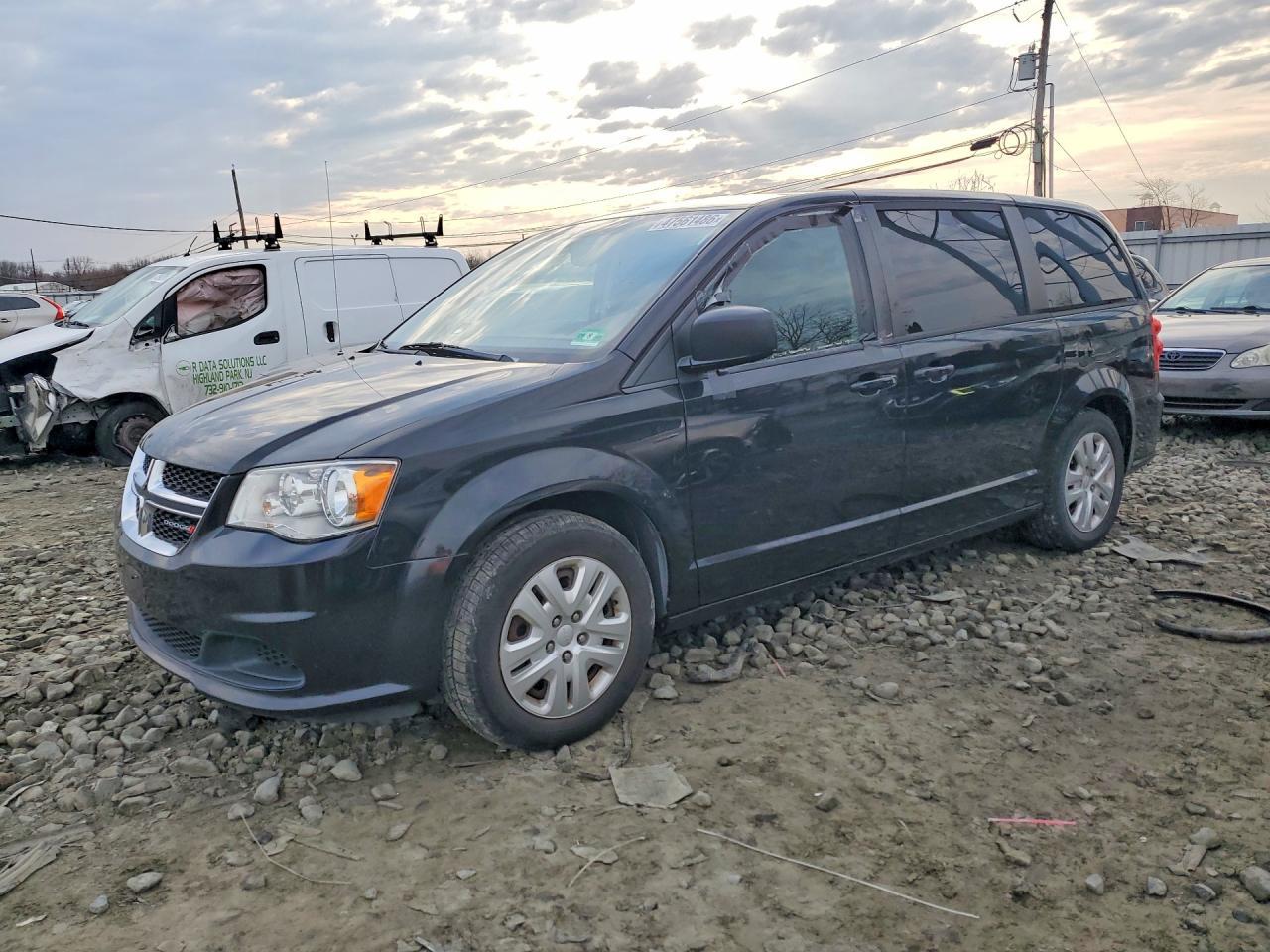 2018 Dodge Grand Caravan Se - zdjęcie główne
