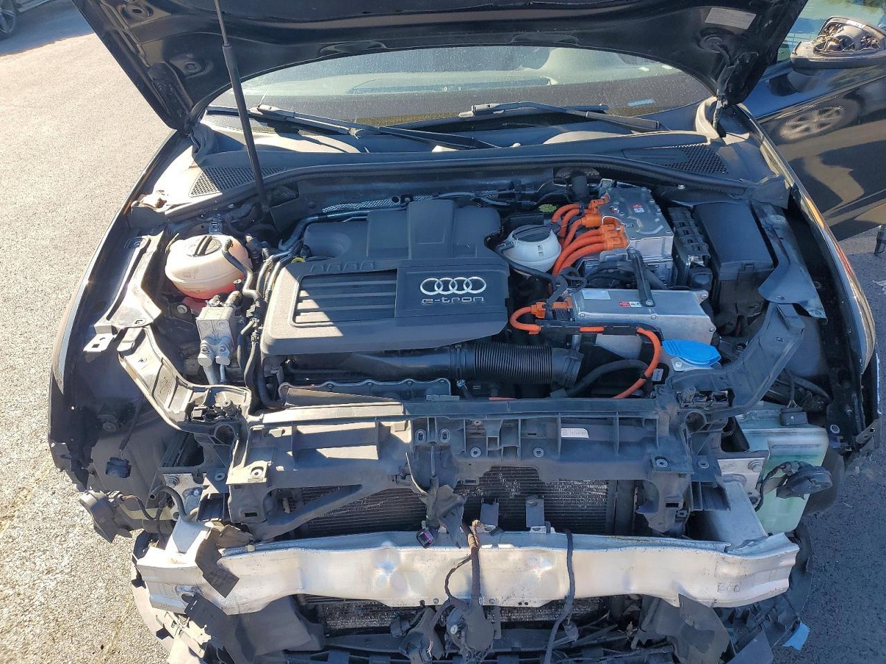 2017 Audi A3 E-Tron Premium - zdjęcie 11