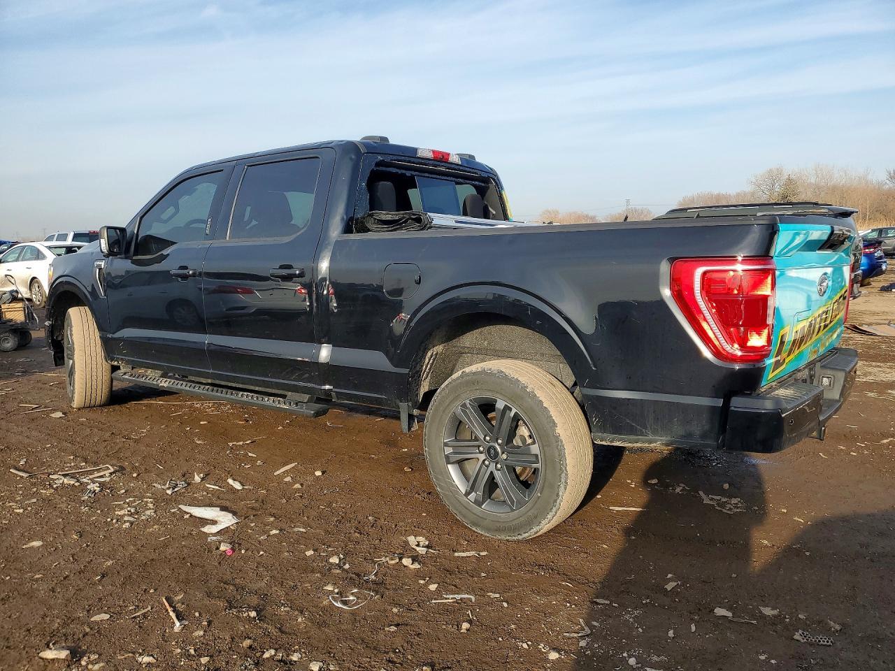 2022 Ford F150 Supercrew - zdjęcie 2