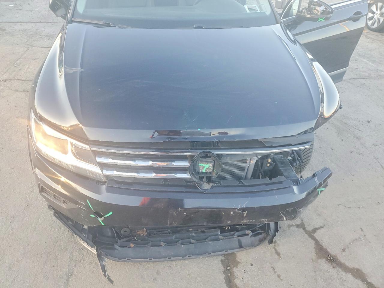 2020 Volkswagen Tiguan Se - zdjęcie 12