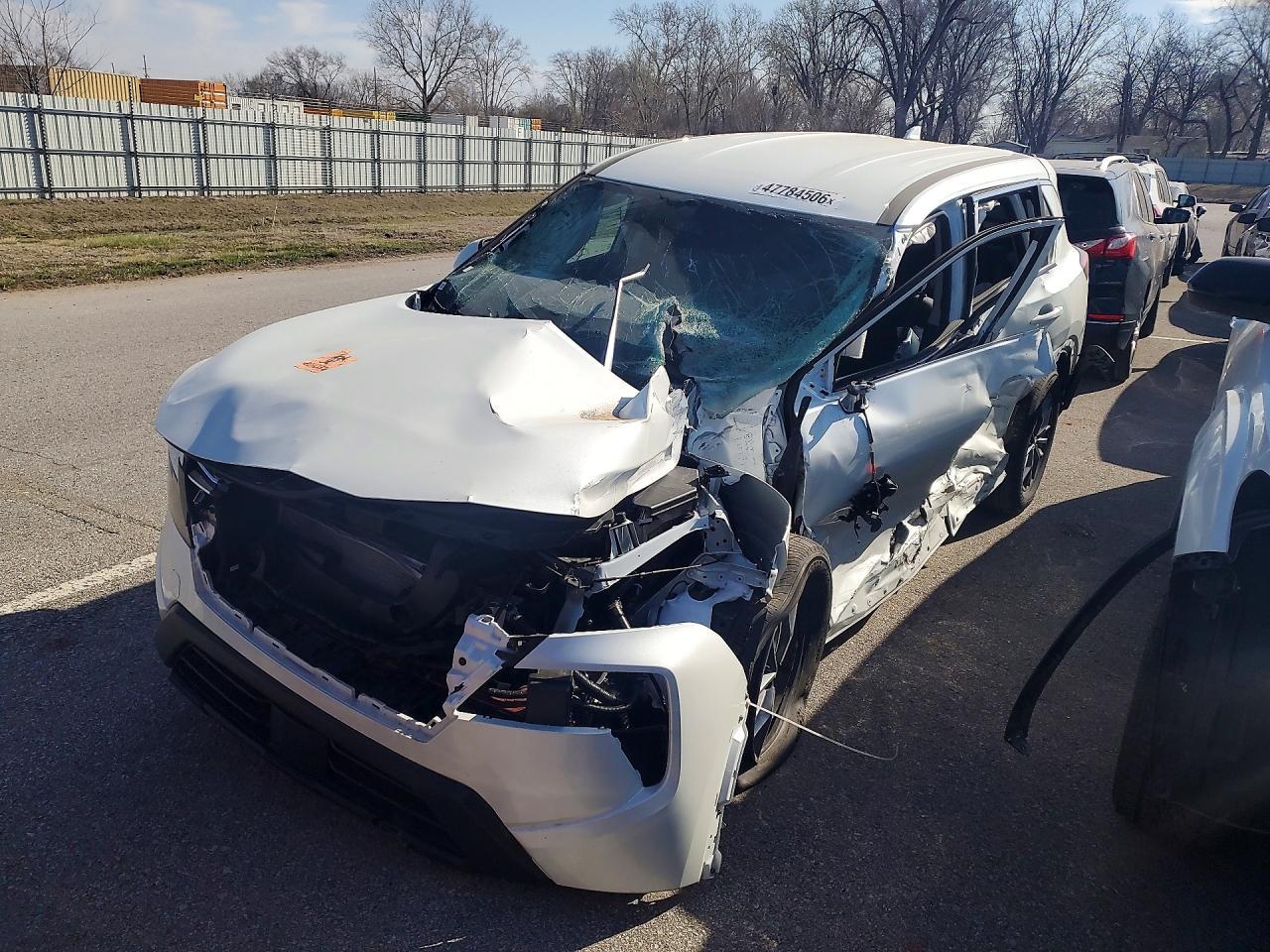 2026 Nissan Rogue Sv - zdjęcie główne