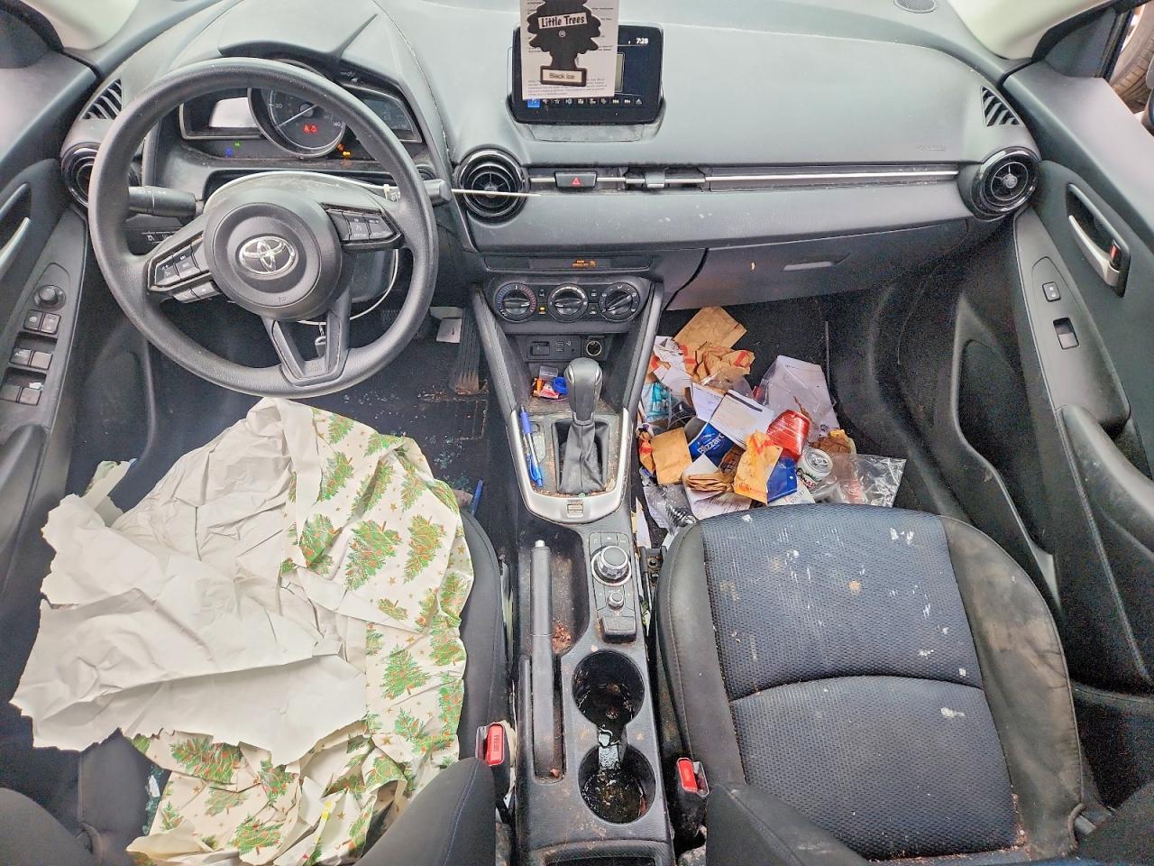 2020 Toyota Yaris L - zdjęcie 8