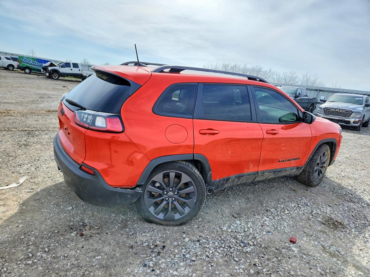 2021 Jeep Cherokee Latitude Lux - zdjęcie 3