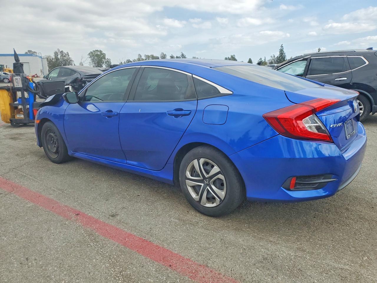 2018 Honda Civic Lx - zdjęcie 2