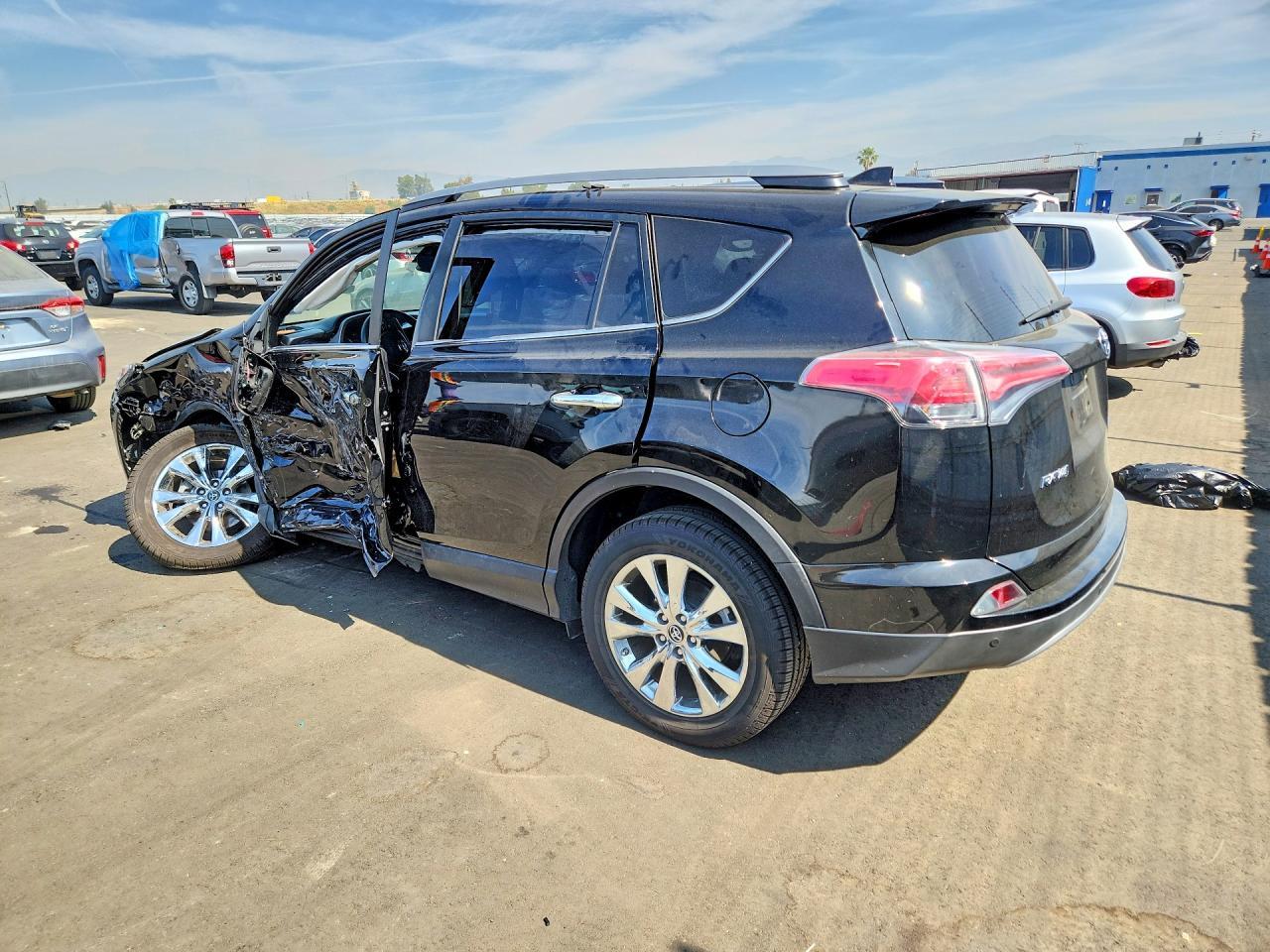 2017 Toyota Rav4 Limited - zdjęcie 2
