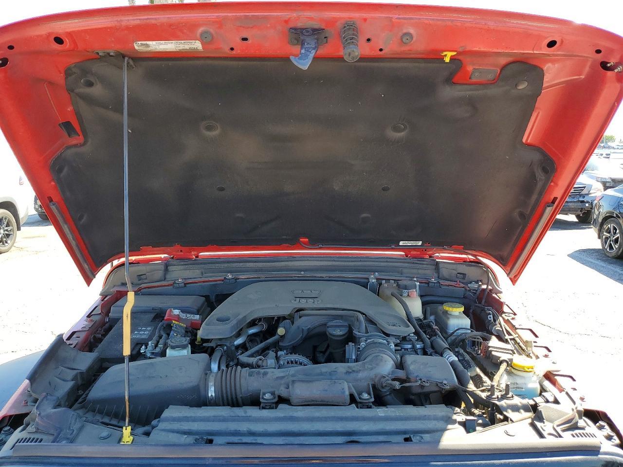 2020 Jeep Wrangler Unlimited Sport - zdjęcie 12