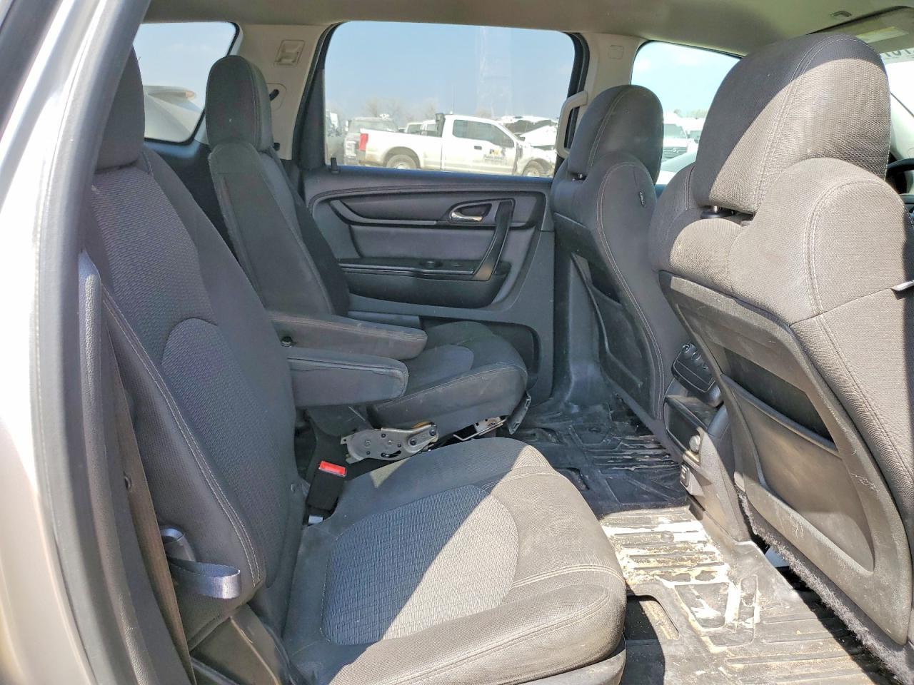 2015 Chevrolet Traverse Lt - zdjęcie 10
