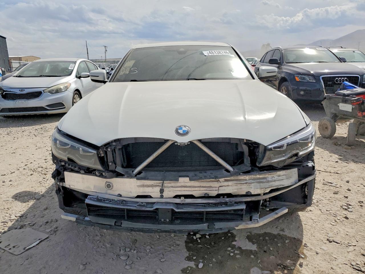 2020 BMW 330 - zdjęcie 5