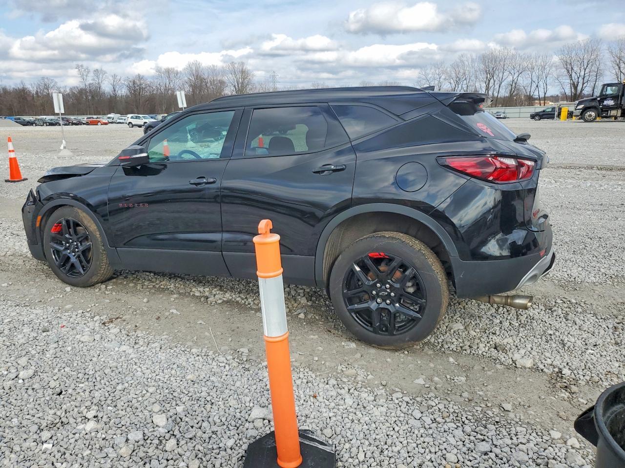 2022 Chevrolet Blazer 2Lt - zdjęcie 2