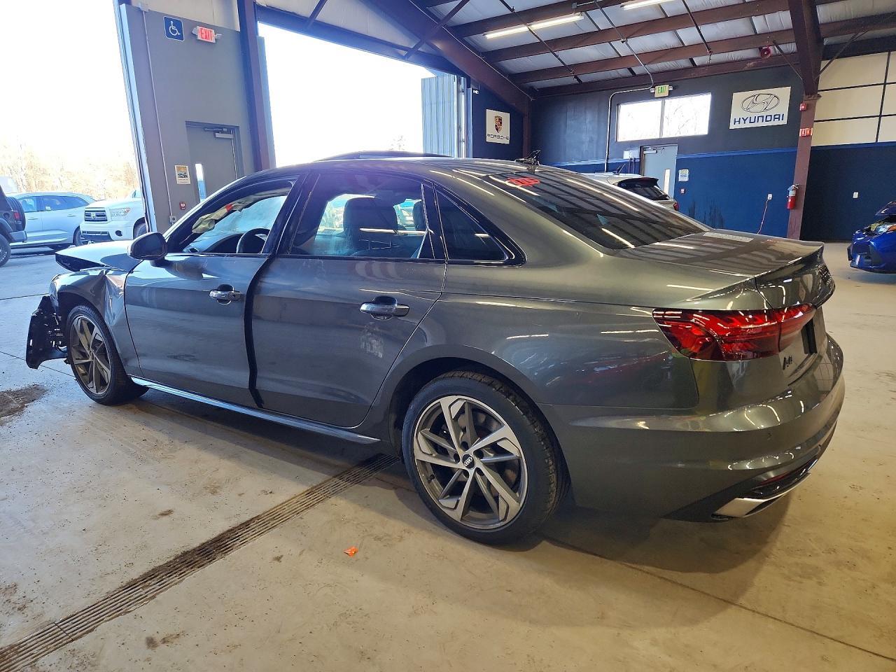 2021 Audi A4 Premium Plus 45 - zdjęcie 2