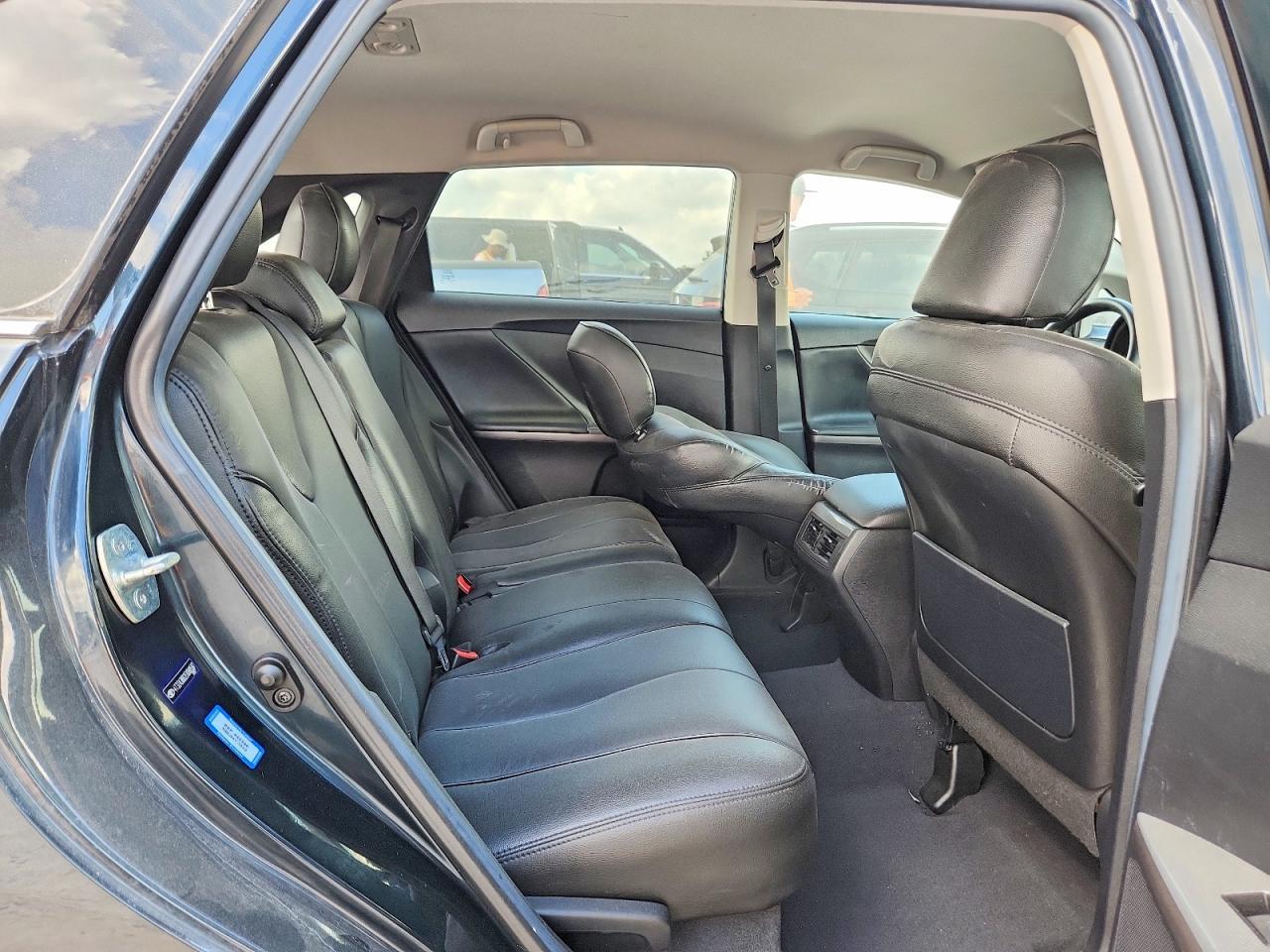 2014 Toyota Venza Le - zdjęcie 10