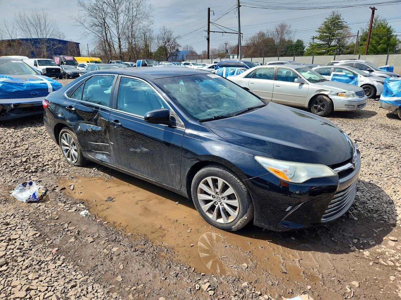 2015 Toyota Camry Xle - zdjęcie 4
